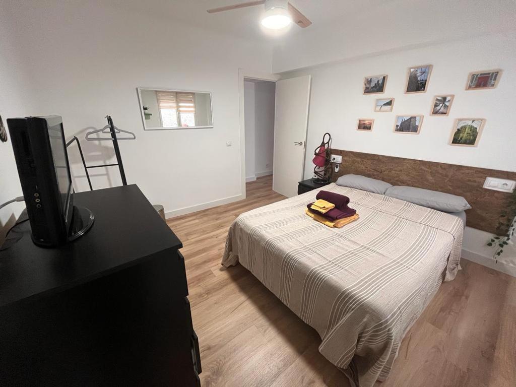 Piso Agradable Cerca De La Playa Apartman Almería Kültér fotó