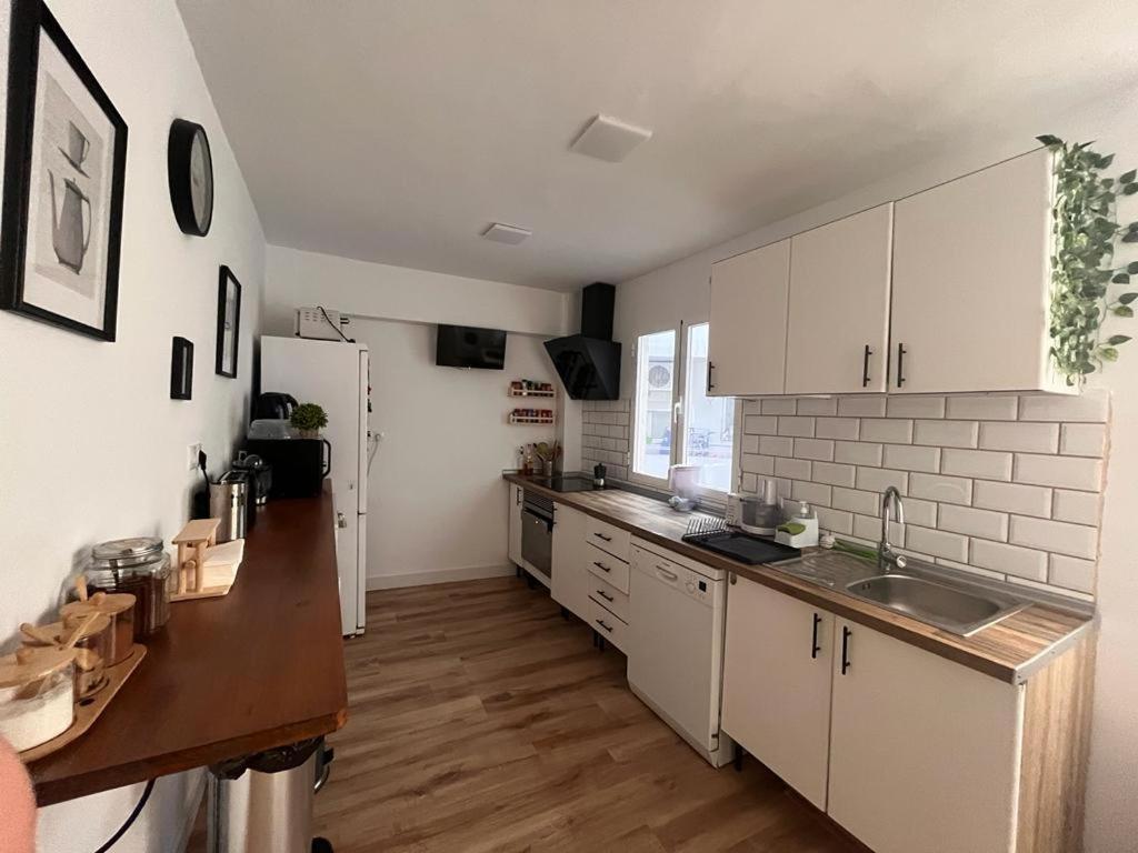 Piso Agradable Cerca De La Playa Apartman Almería Kültér fotó