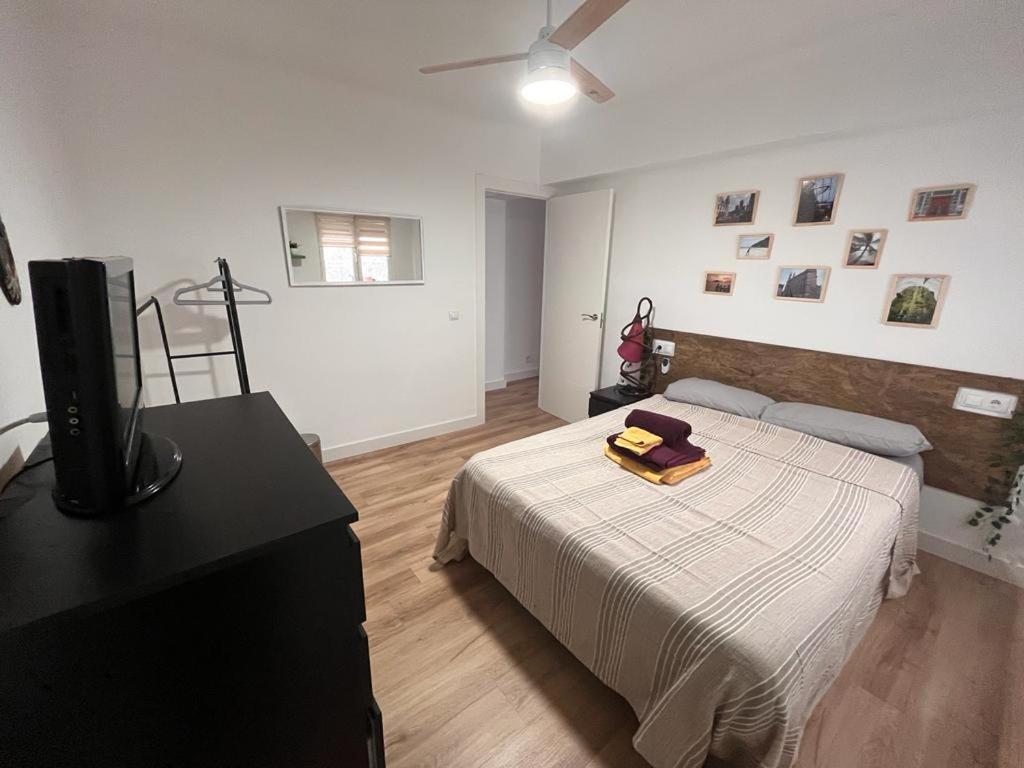 Piso Agradable Cerca De La Playa Apartman Almería Kültér fotó